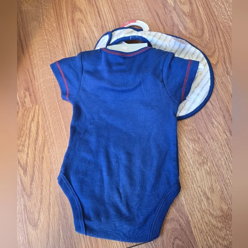 MLB Chicago Cubs Newborn Baby Set NWT Bodysuit, Bib, Booties Baseball